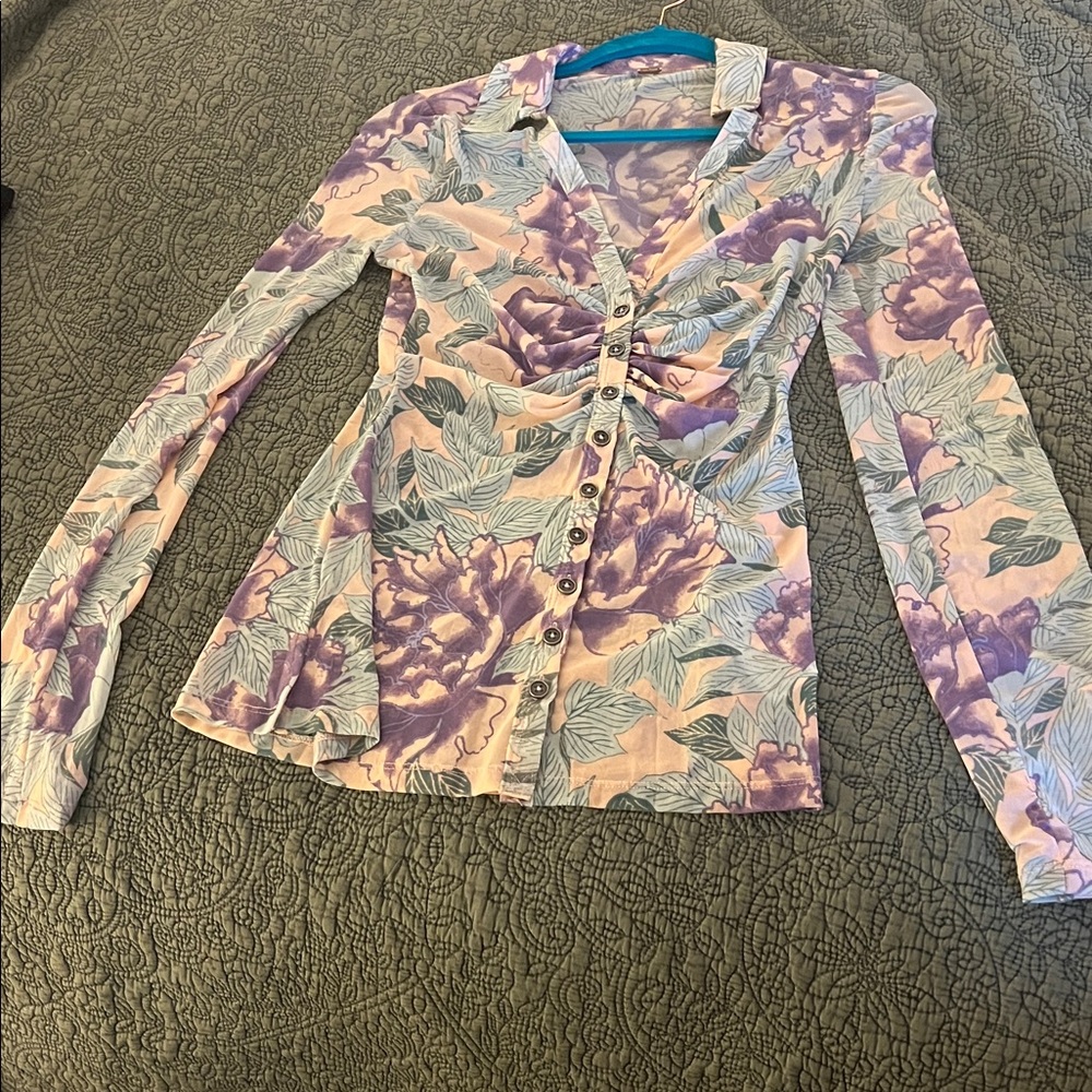 Free People Lucky Shirtee XS Lilac Bloom Button-Up Women’s Top Shirt Blouse